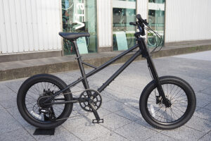 MASHUP MATTE BLACK 40